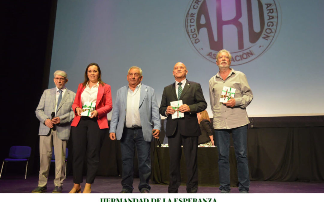 RECONOCIMIENTO DE LA ASOCIACIÓN ARO A LA HERMANDAD DE LA ESPERANZA.