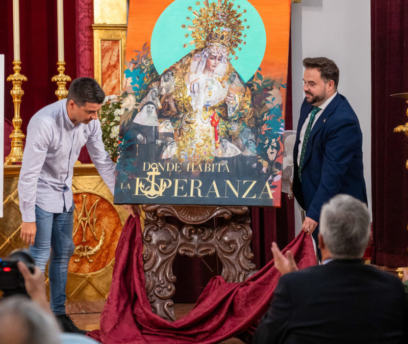 GALERÍA FOTOGRÁFICA | PRESENTACIÓN DEL CARTEL DE LA VISITA DE LA ESPERANZA A LAS HERMANAS DE LA CRUZ, DEL LOGO Y CRONISTA DEL XXV ANIVERSARIO DE SU CORONACIÓN CANÓNICA