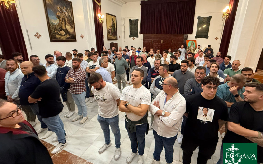 IGUALÁ DE COSTALEROS DEL PASO DE PALIO DE NUESTRA SEÑORA DE LA ESPERANZA